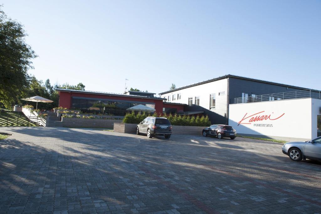 Kassari Puhkekeskus Hotel Käina Екстериор снимка
