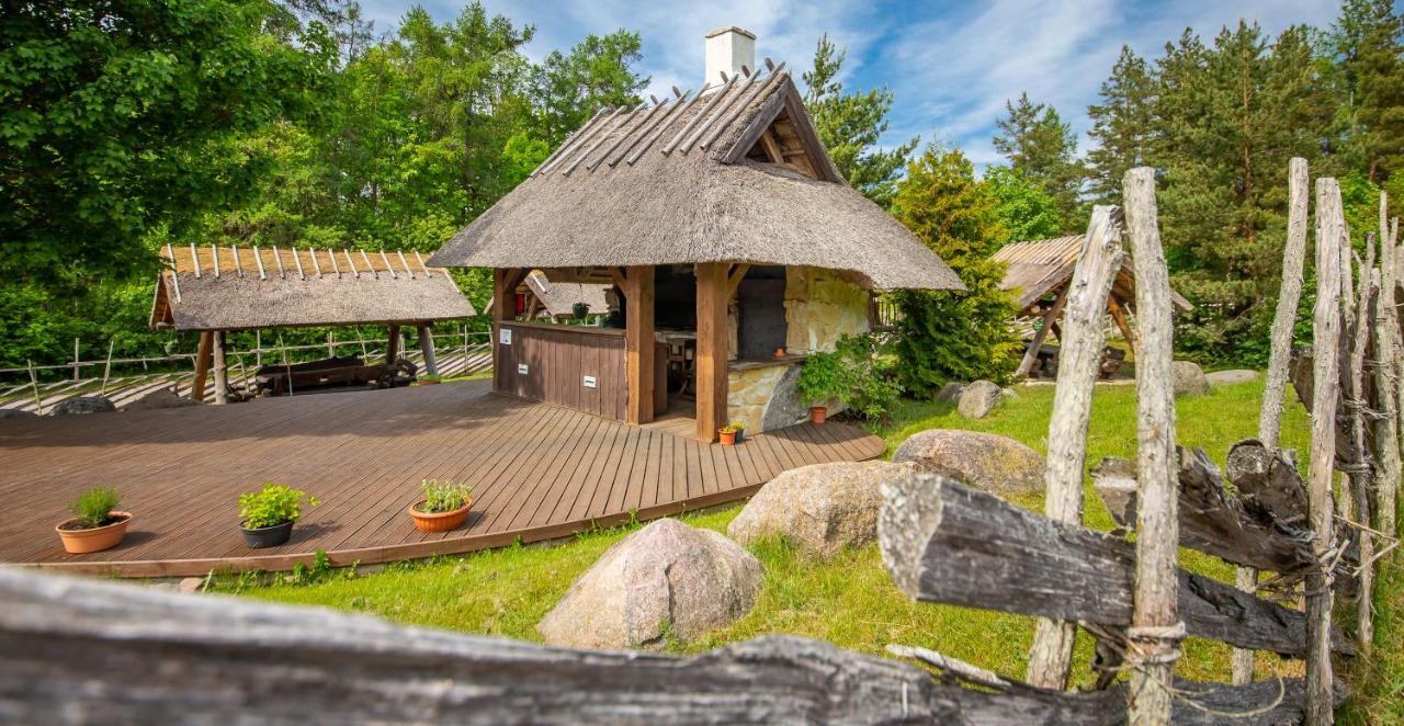 Kassari Puhkekeskus Hotel Käina Екстериор снимка