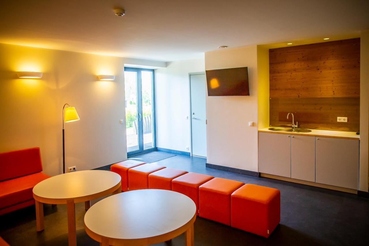 Kassari Puhkekeskus Hotel Käina Екстериор снимка