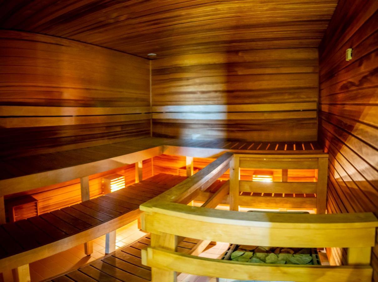 Kassari Puhkekeskus Hotel Käina Екстериор снимка
