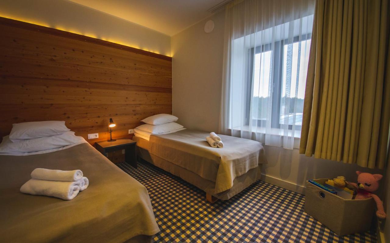 Kassari Puhkekeskus Hotel Käina Екстериор снимка