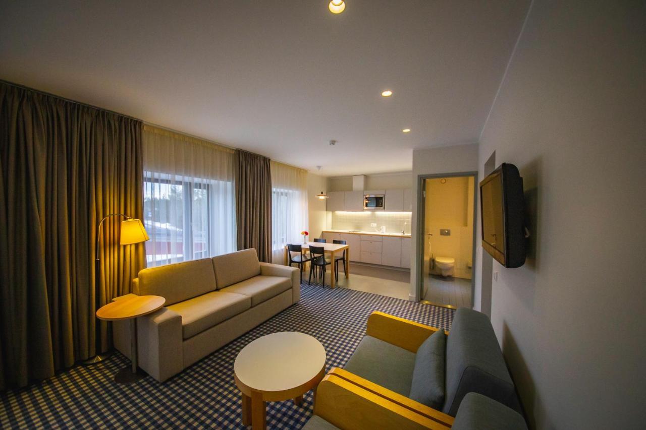 Kassari Puhkekeskus Hotel Käina Екстериор снимка